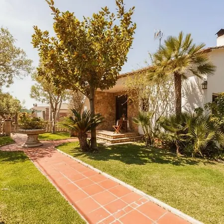 Secluded Rural Villa - Pool, Bbq & Nature-3